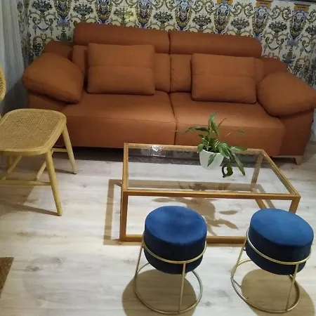 Casa Con Encanto Y Terraza Junto A La Playa Hébergement de vacances Valence